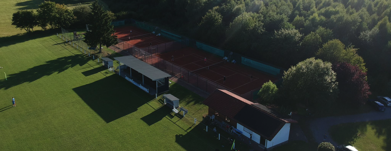 2025 Tennisplatze V geschnitten